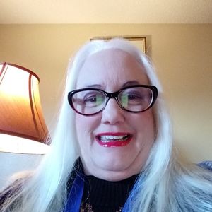 Meet your Posher, Catherine